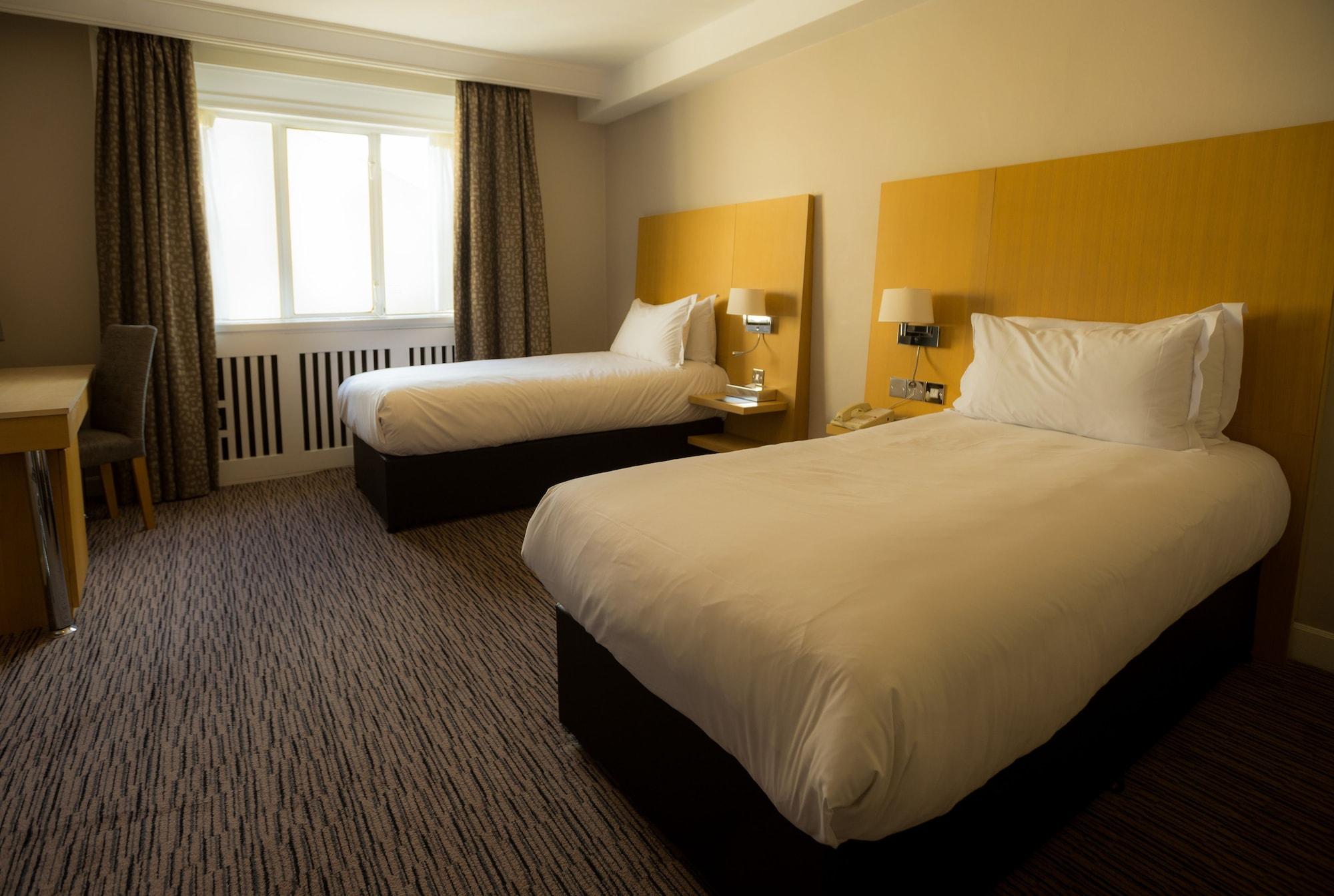 Park Inn By Radisson Shannon Airport Eksteriør billede