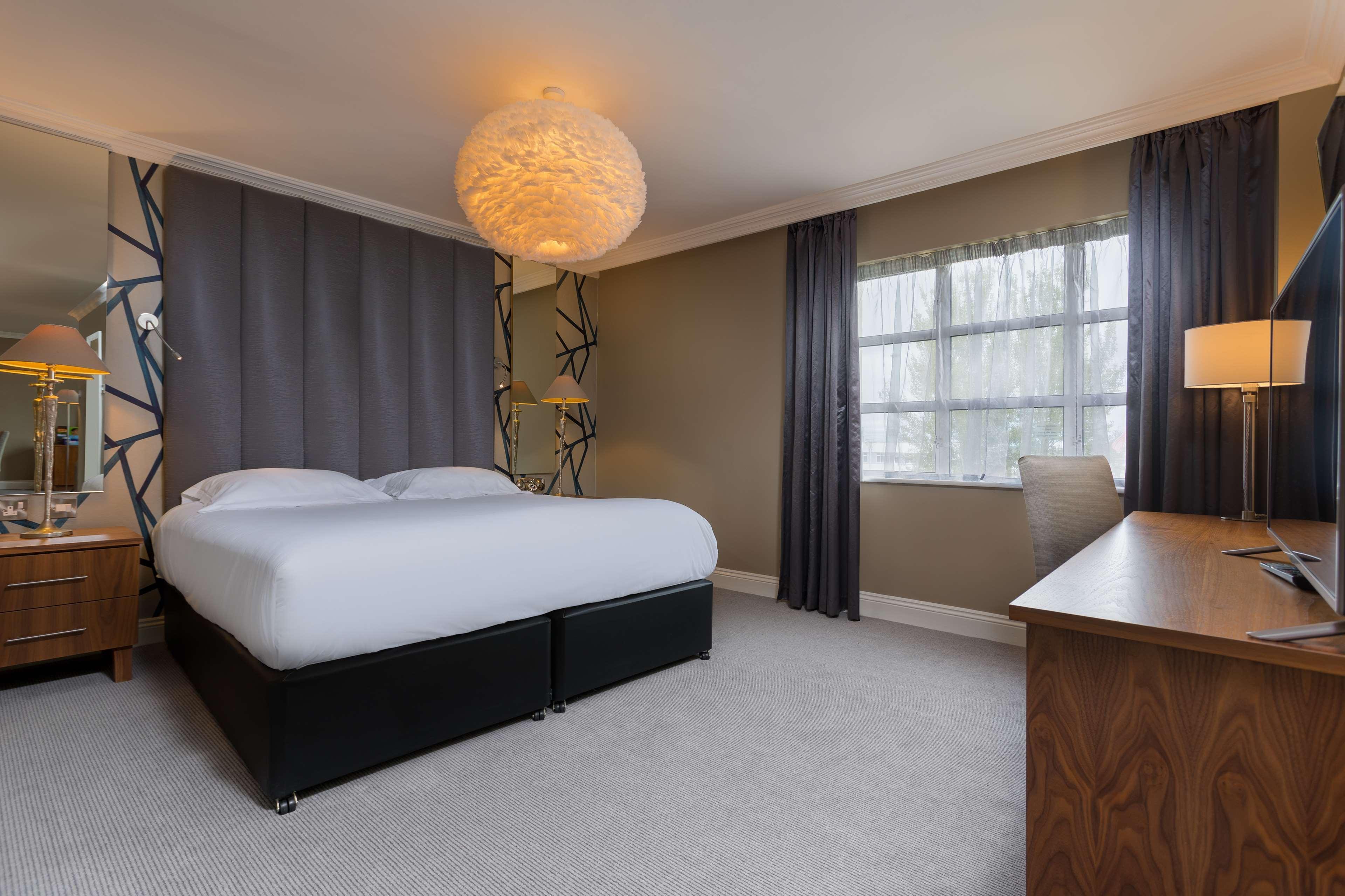 Park Inn By Radisson Shannon Airport Eksteriør billede