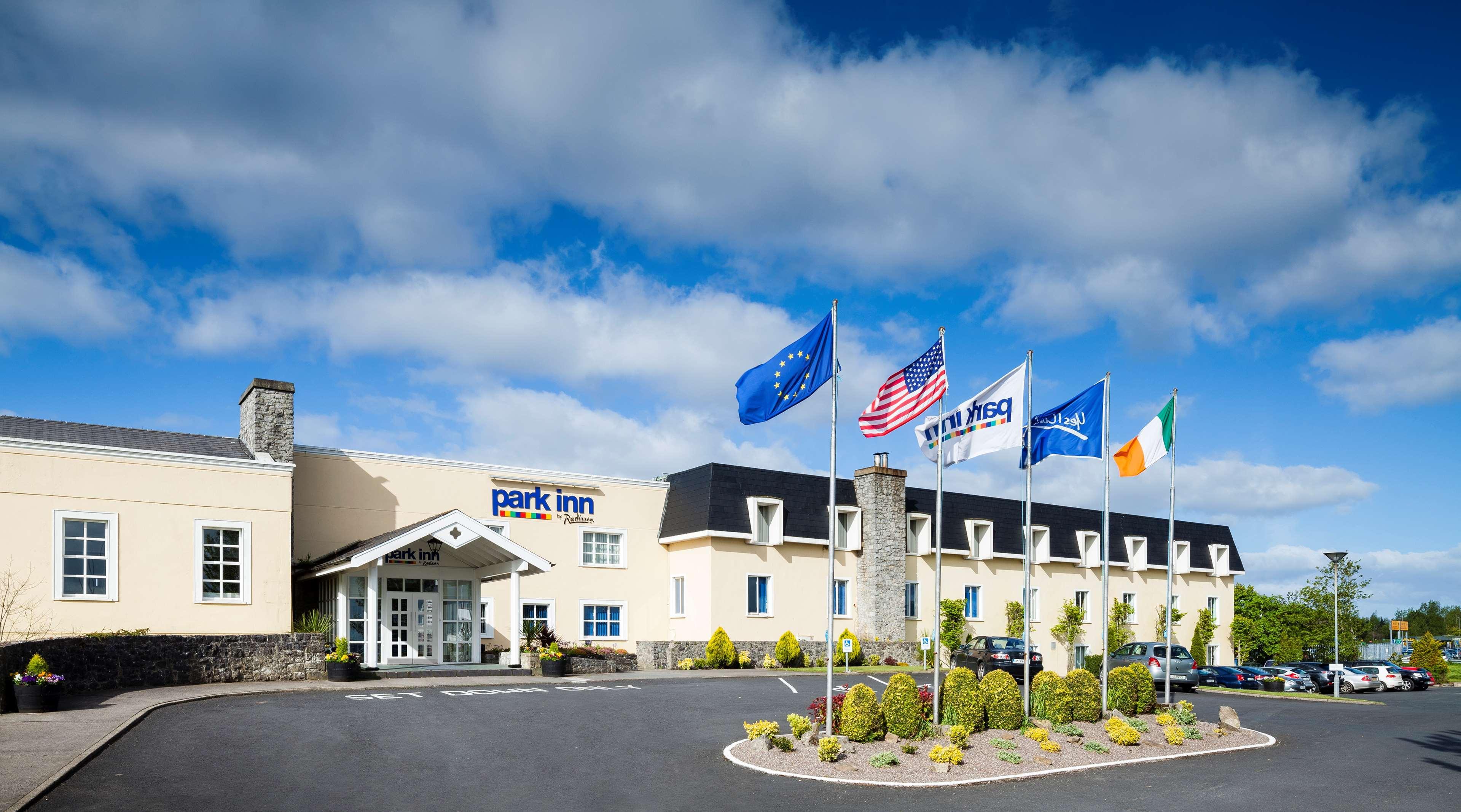 Park Inn By Radisson Shannon Airport Eksteriør billede