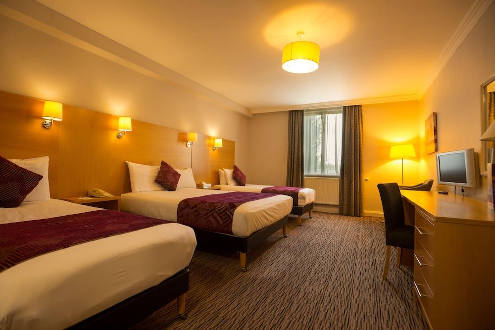 Park Inn By Radisson Shannon Airport Eksteriør billede