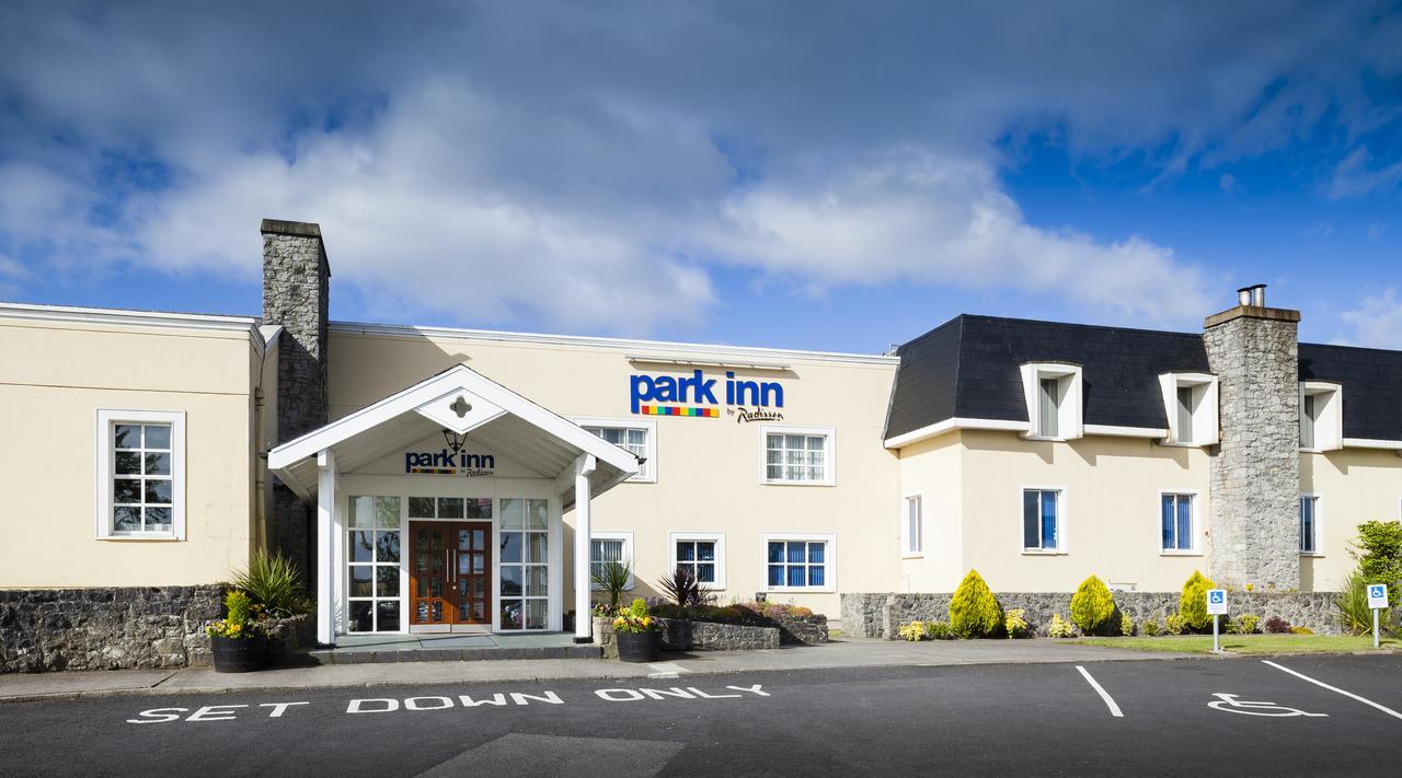 Park Inn By Radisson Shannon Airport Eksteriør billede