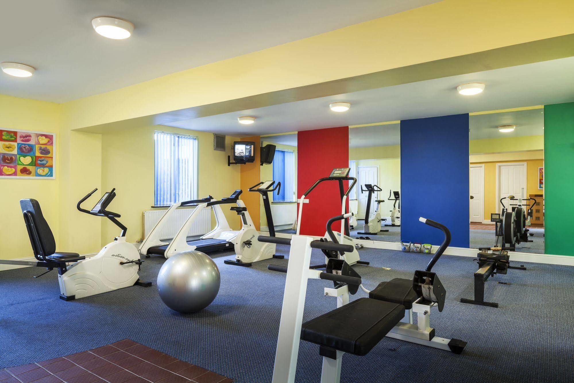 Park Inn By Radisson Shannon Airport Eksteriør billede